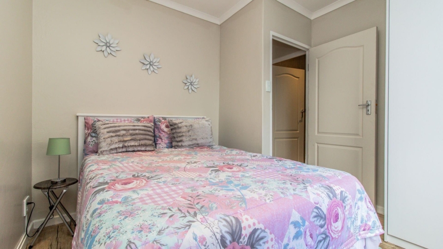 3 Bedroom Property for Sale in Franskraal Western Cape